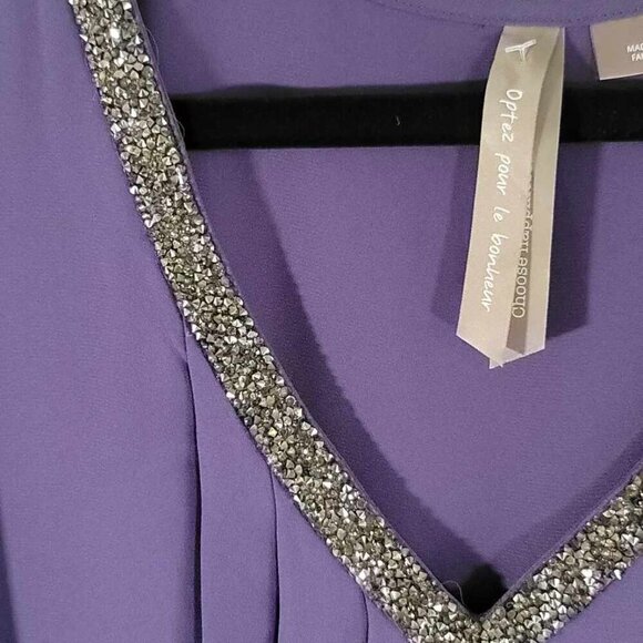 Penningtons Purple sleeveless blouse with crystal lined neckline. Elegant! EUC - Picture 4 of 10